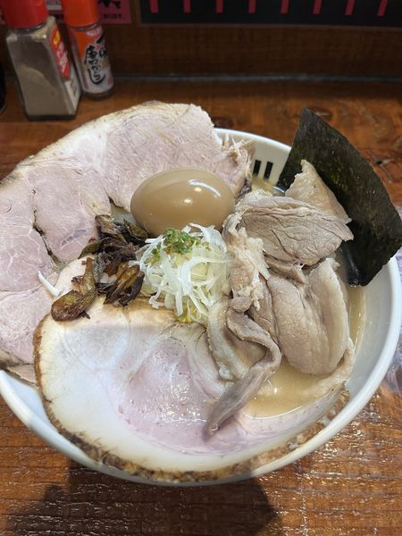 「立川スペシャル　濁りゼロ」@元祖一条流がんこラーメン たま館分店の写真