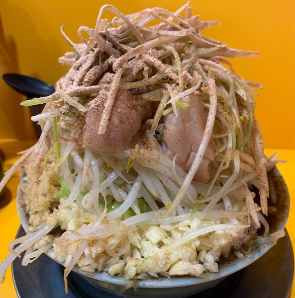 「（限定）黒い天使 小 ニンニクマシマシアブラマシマシ」@ラーメン二郎 八王子野猿街道店2の写真