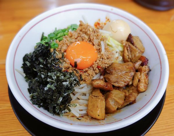 「誤爆まぜそば」@ラーメン・つけ麺 爆王の写真