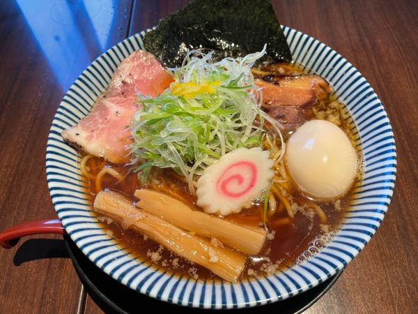 「魚介中華そば@800+味玉@100」@麺屋 甚八の写真