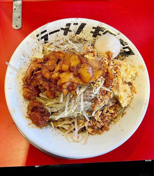 「シルナシ 【中】+ 味玉」@ラーメン ギタギタの写真