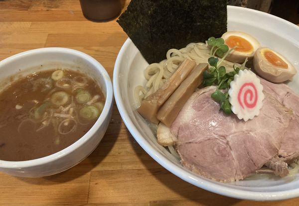 「つけ麺中盛　お得乗せ」@麺処あしたかの写真
