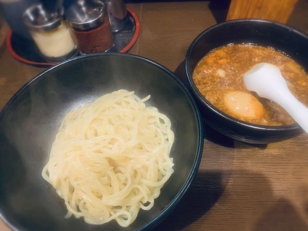 「温つけ麺（￥900（デフォ味玉入））」@蔵前元楽 総本店の写真