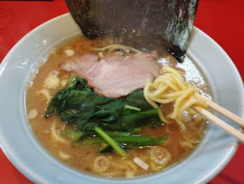 「並盛ラーメン(かため)(750)」@横浜家系ラーメン 黄金家の写真