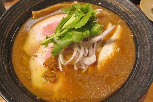 「チャーシュー味噌ラーメン　1,250円」@ラーメン屋 トイ・ボックスの写真