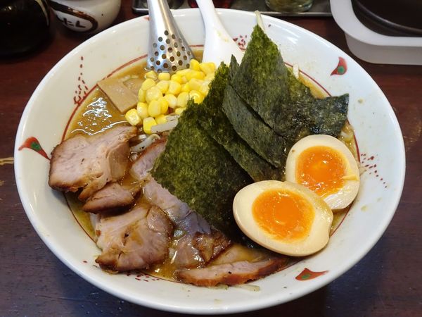 「味噌まかないらーめん（1,200円）＋MIXぎょうざ」@らいおん 府中本店の写真