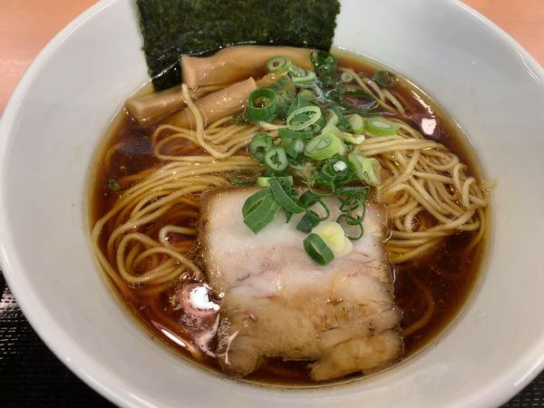 「淡麗醤油そば」@麺屋 勝天の写真