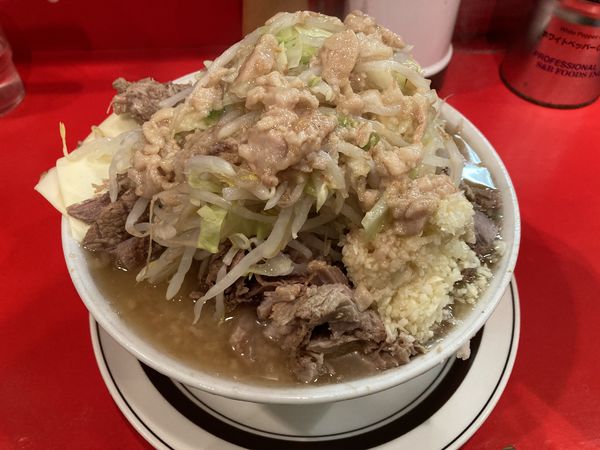 「ブタ入り小ラーメン＋チーズ」@ラーメン二郎 府中店の写真