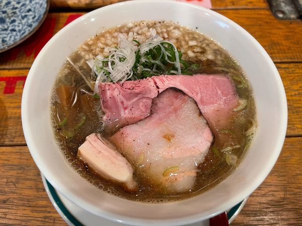 「清湯の濃い煮干し鰹」@麺屋ソミーズの写真