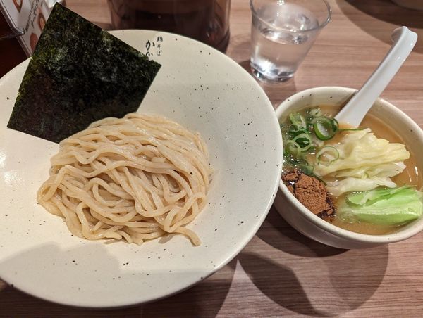 「濃熟つけそば1000円」@鶏そば かぐら屋 西新宿店の写真
