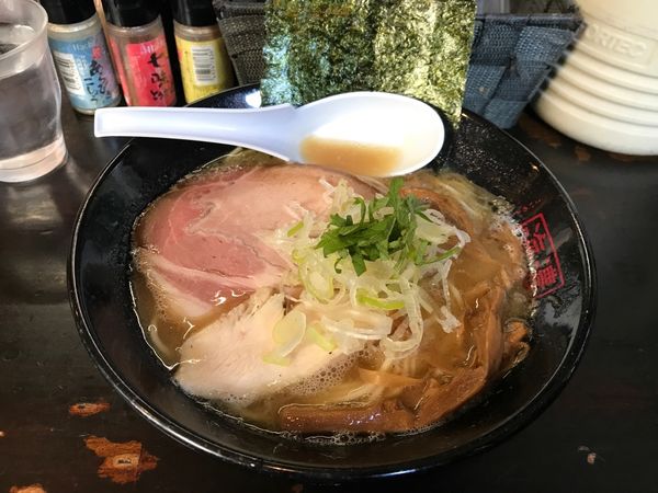 「鶏濃麺　醤油」@濃麺 海月の写真