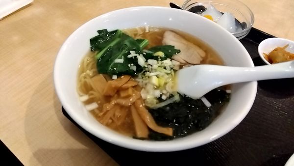 「ラーメン（半チャーハン　ランチセット７５０円）」@観行雲の写真