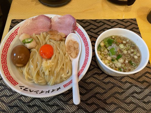 「ヘブン盛り艶つけ麺」@メイドインヘブンの写真