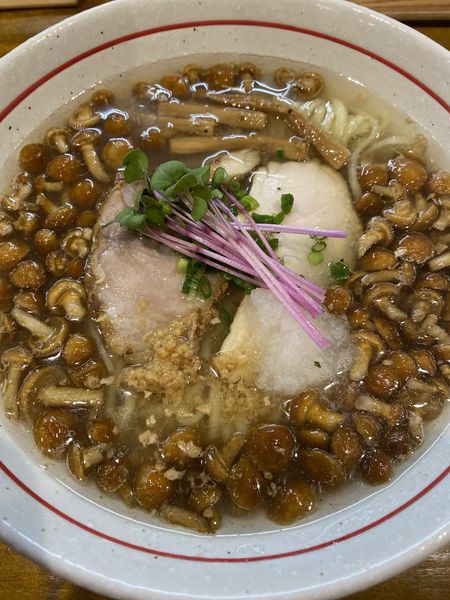 「【限定】なめこの塩生姜らー麺　９５０円」@麺屋 ぬまたの写真