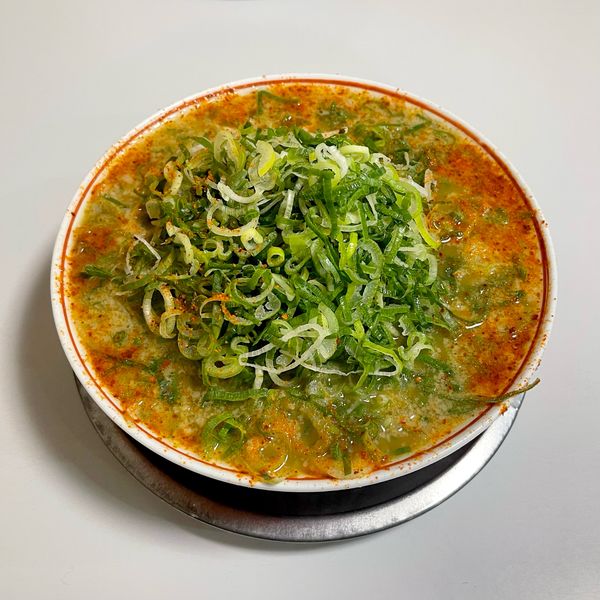 「ラーメン　並　ネギ増し　ニンニクあり」@タンポポの写真