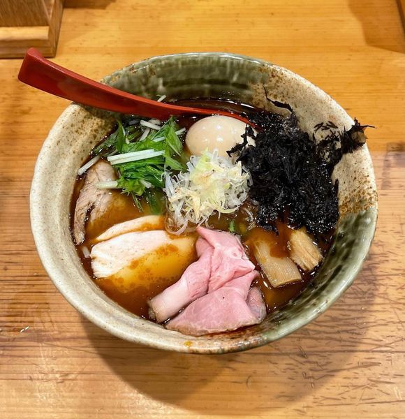 「特製焼きあご塩ラーメン」@焼きあご塩らー麺 たかはし 銀座店の写真