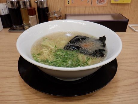 「塩ラーメン」@餃子の山岡家 すすきの店の写真