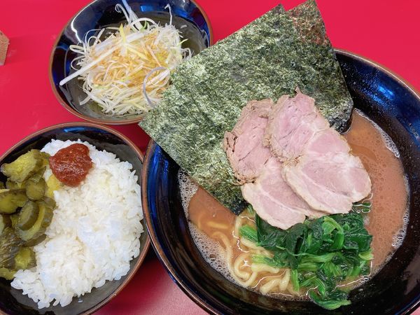 「喜ラーメン」@家系ラーメン 佐々喜家の写真
