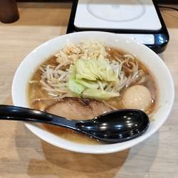 ラーメン野菜少なめ
