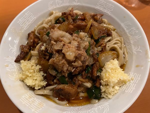 「豚とろスタミナまぜそば（限定）」@麺屋 長次郎の写真