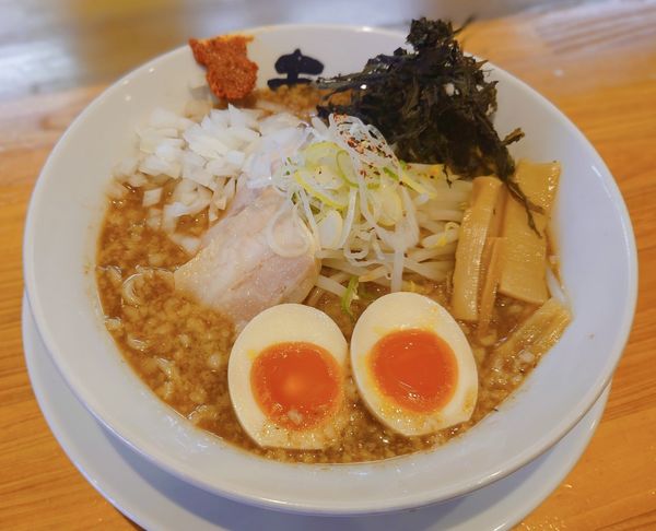 「味噌チャチャ!!ラーメン【期間限定】」@ニボチャチャ！！ラーメン あらき軒の写真