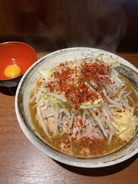 「ラーメン＋豚1枚＋生卵」@麺屋づかちゃん 港南台店の写真