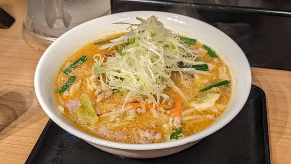 「味噌ラーメン（980円）」@けやき 新千歳空港店の写真