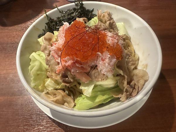 「限定・カニとイクラの三段バラ1350円」@二代目 白神 各務原店の写真