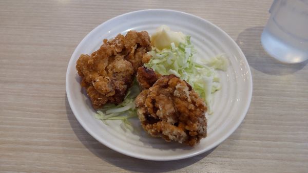 「豚骨醤油ラーメン味たま＋唐揚げ」@横浜家系ラーメン 印西家の写真