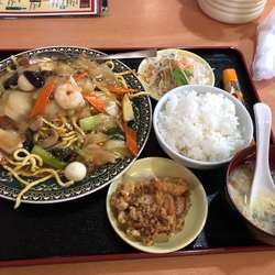 かた焼きそばのＢセット 900円