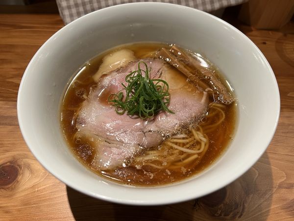 「醤油らぁめん」@麺 ふじさきの写真