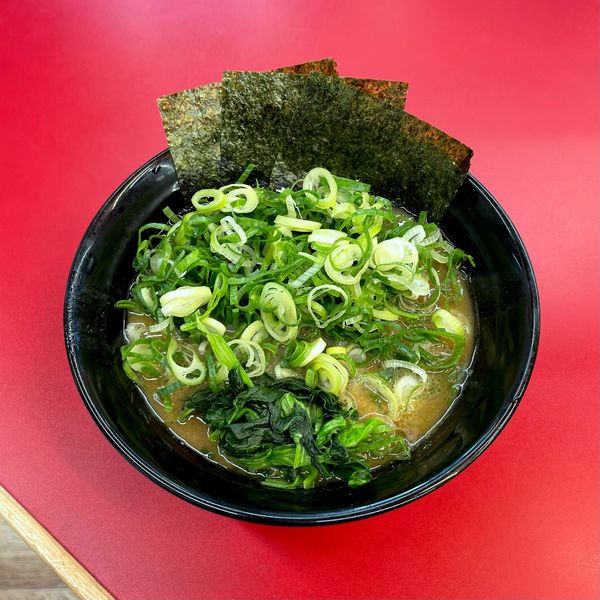 「ラーメン　ネギ」@横浜らーめん 大塚家の写真