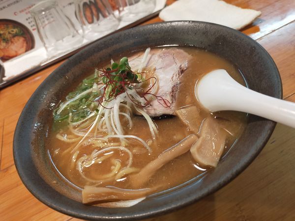 「らーめん 合わせ 豚骨×鶏(ブレンド)」@げんこつ野郎の写真