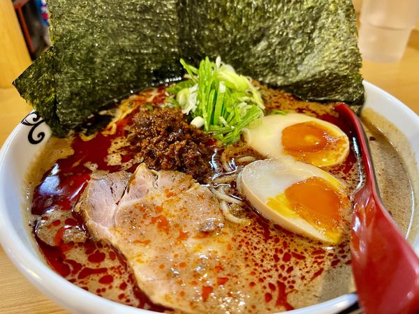 「白胡麻坦々麺大盛り」@坦々麺 四川の写真