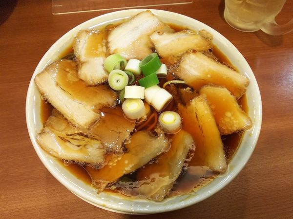 「チャーシュー中華そば　880円」@濃厚中華そば 佐とうの写真