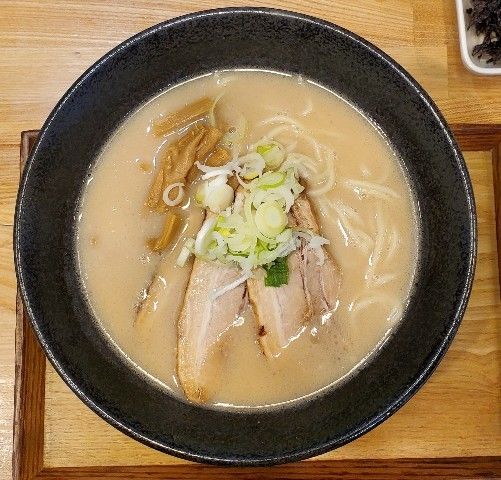 「豚の虜」@自家製中華そば 麺の虜の写真