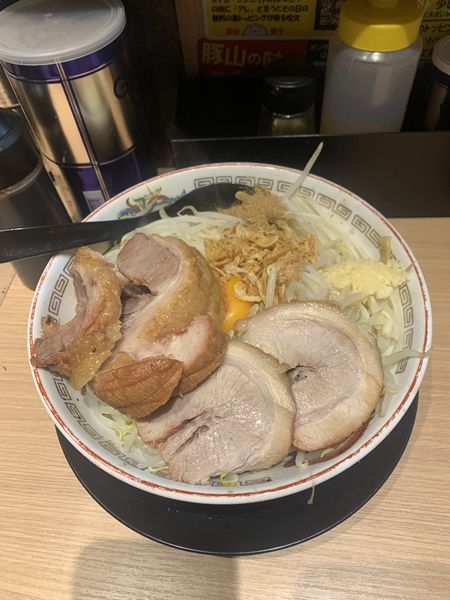「汁なし小豚」@ラーメン豚山 門前仲町店の写真
