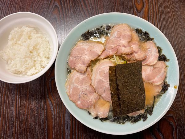「ネギチャーシューメン+黒ばら海苔+チャーシュー増し＋半ライス」@ラーメンショップ 川崎水沢店の写真