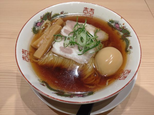 「昔ながらの中華そば味玉(９９０円)」@京紫灯花繚乱 蒲田店の写真