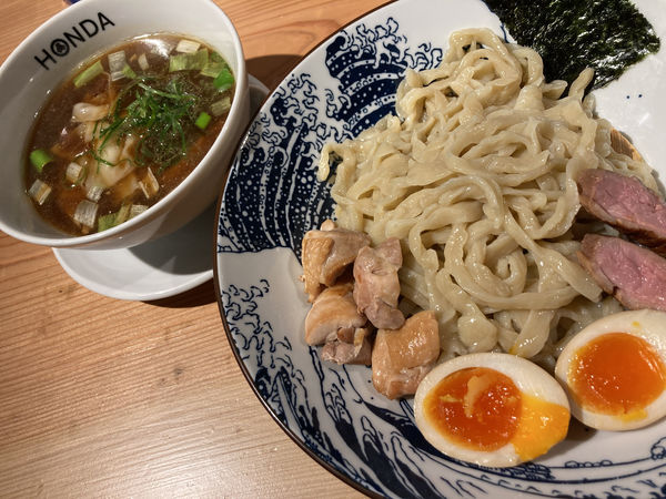「自家製手揉みつけめん特上(醤油)麺大盛」@本田麺業 神田西口駅前店の写真