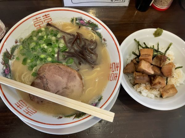 「豚骨ラーメン」@萬福本舗の写真