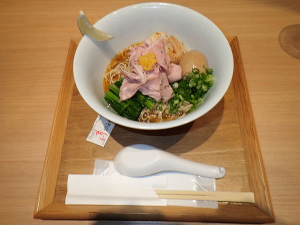 「[麺魚]特製 海老油そば」@ラーメンWalkerキッチンの写真