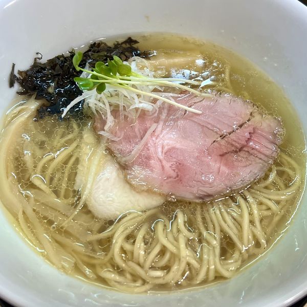 「白醤油らぁめん」@麺屋 いちょうの写真