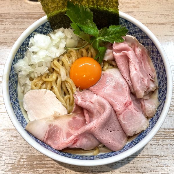 「濃厚たまごのまぜそば ￥900」@中華そば 四つ葉の写真