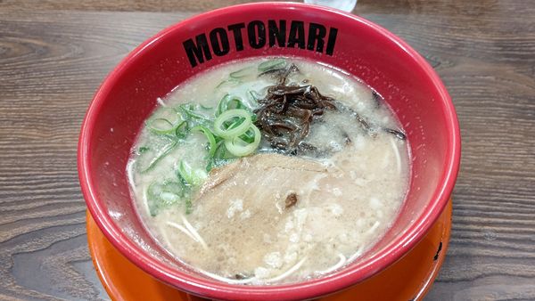 「もとなりラーメン」@麺や偶 もとなり 那覇空港店の写真