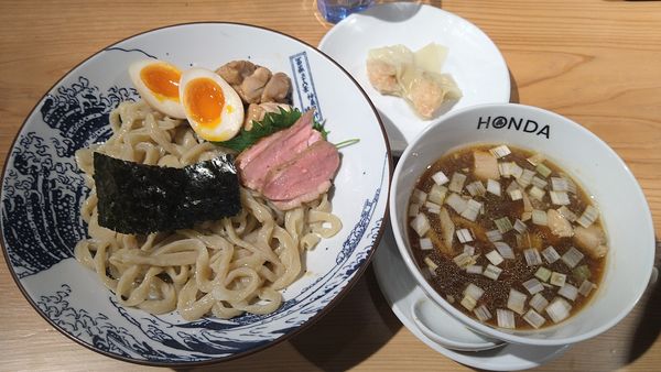 「つけめん 特上(醤油)¥1800-」@本田麺業 神田西口駅前店の写真