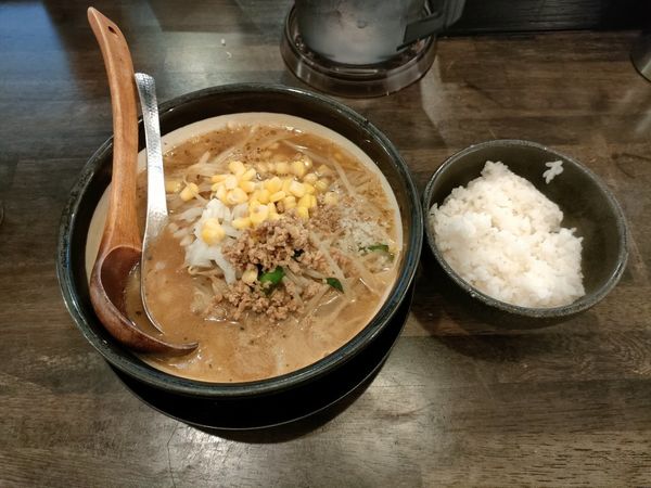「味噌らーめん＋ライス150円」@味噌ラーメン専門店 日月堂 浦和さいど店の写真
