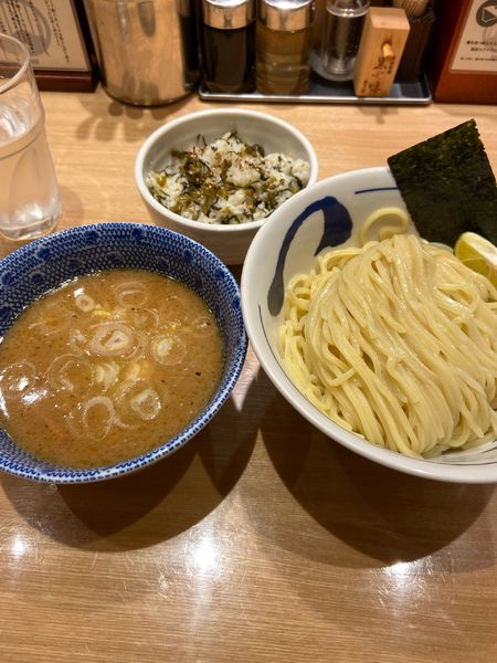 「濃厚つけ麺+高菜ご飯」@つじ田 大森店の写真