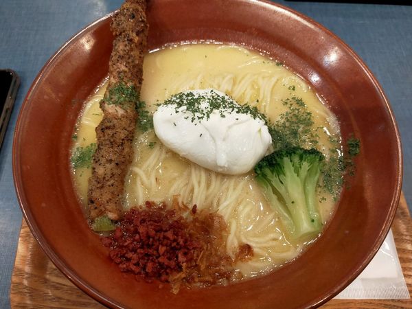 「鶏白湯そば」@麺巧 潮の写真