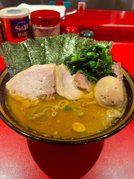 「チャーシュー麺海苔味玉中盛」@厚木家の写真